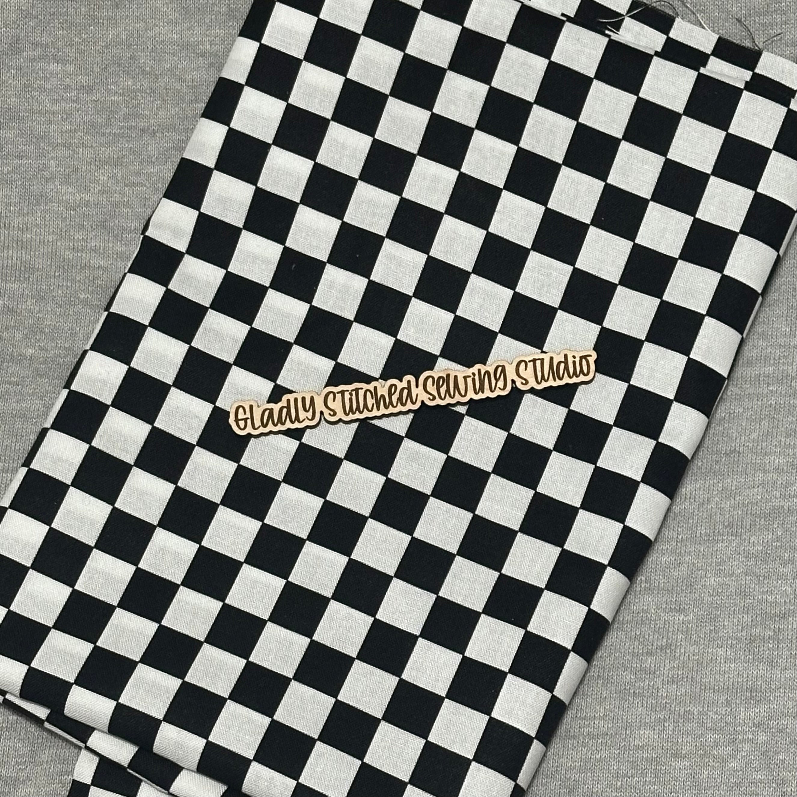 Black & White Checkers